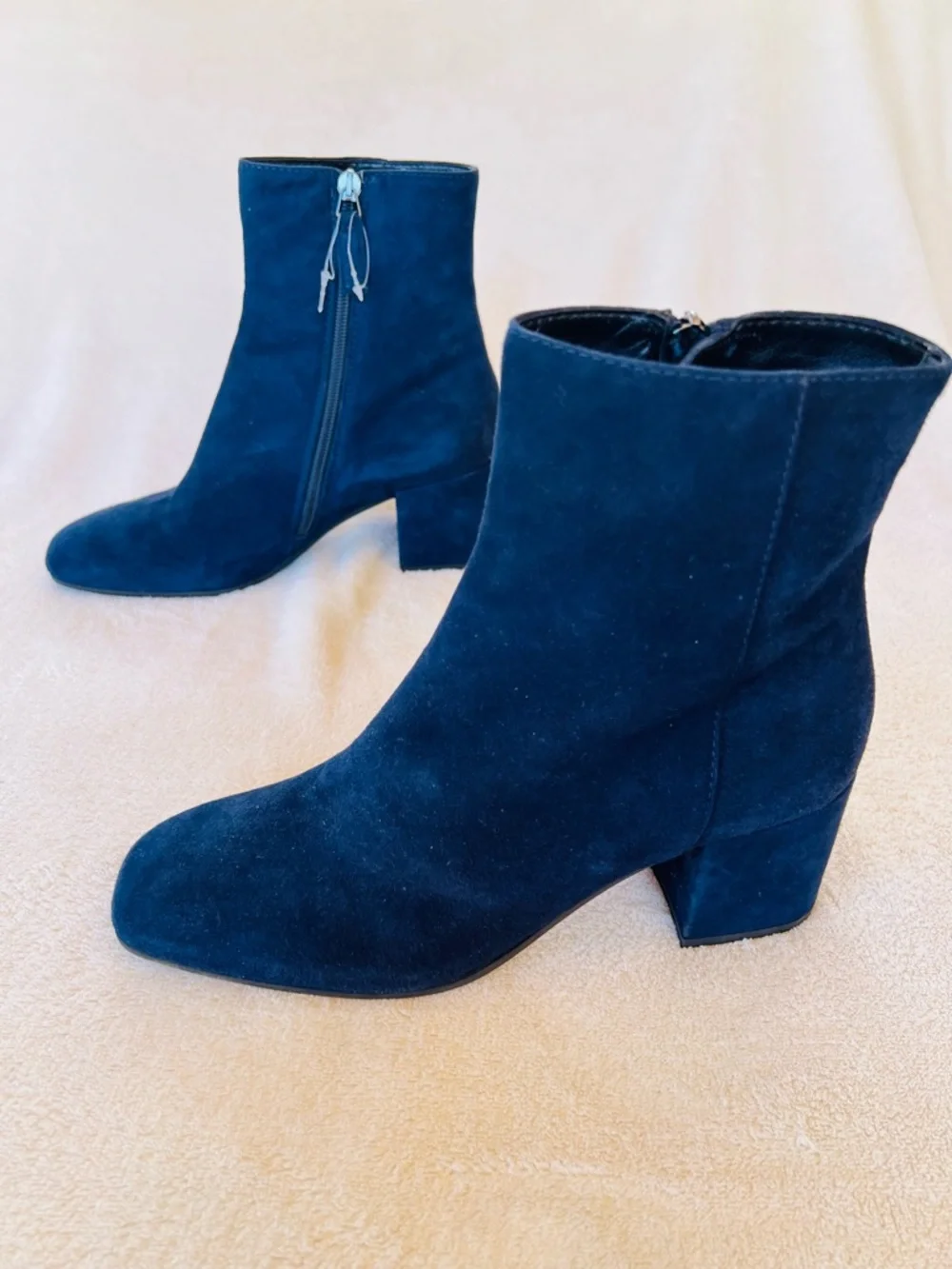 New! Aquatalia Charlee Weatherproof Dress Suede Bootie Navy Blue Size 9 MSRP$495